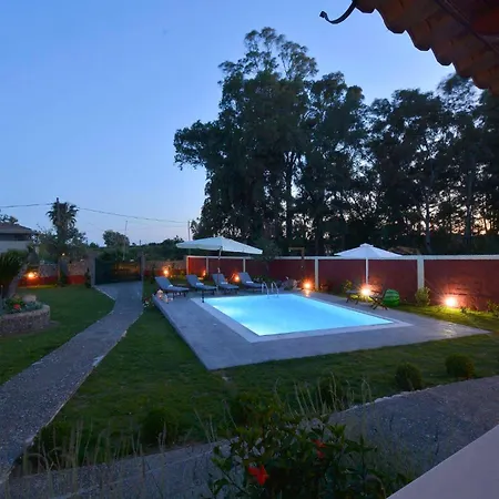 Pavlos Sofia Villa Halikounas