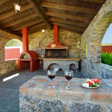 Pavlos Sofia Villa Halikounas